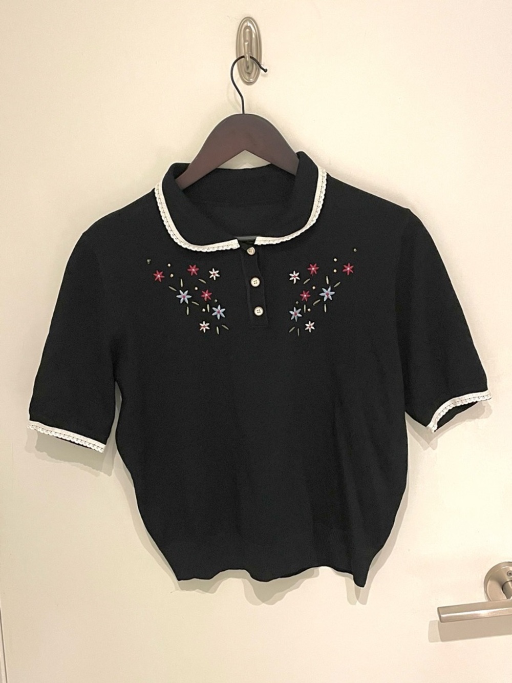 Black Collared Knit Top with Floral Embroidery